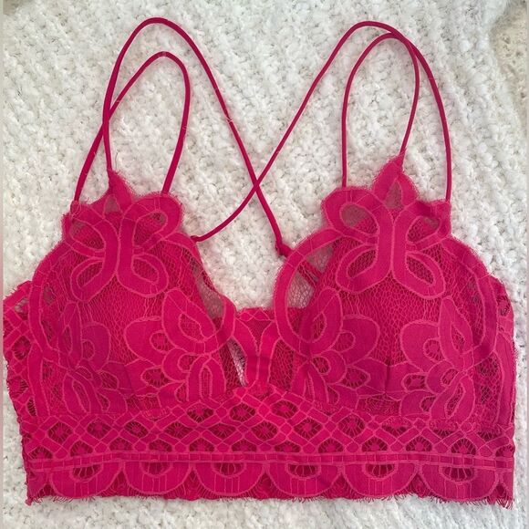 Plus Size Zenana Outfitters Pink Crochet Lace Bralette Plus Size 1X 2X 3… - Picture 5 of 13